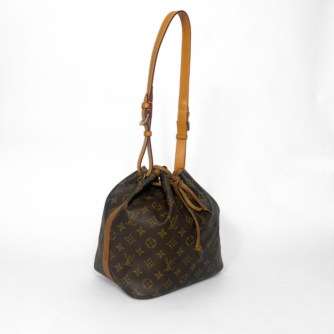 Louis Vuitton Louis Vuitton No&eacute; Monogram Canvas - Shoulder Bag - Etoile Luxury Vintage