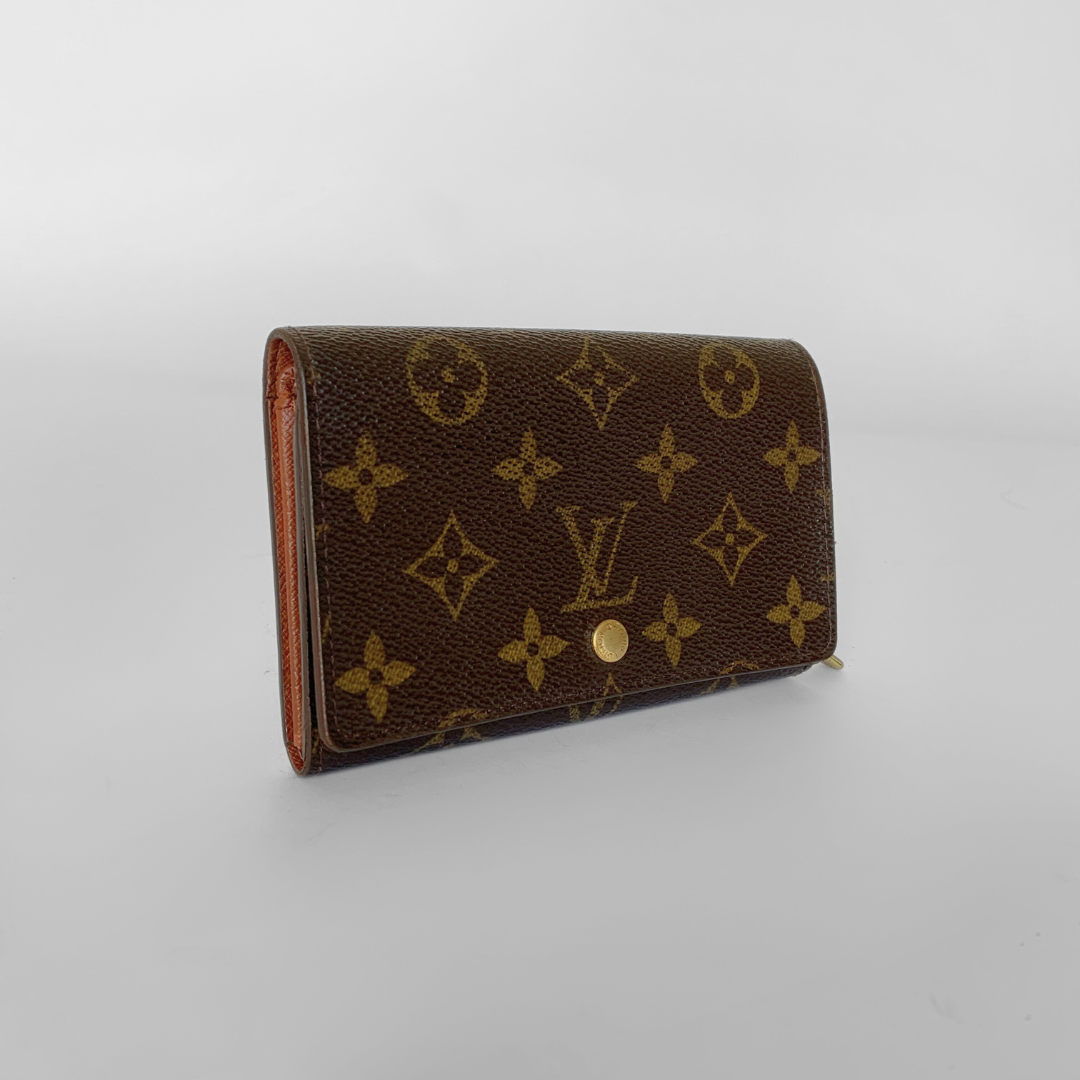 Louis Vuitton Louis Vuitton Medium Wallet Monogram Canvas - Wallets - Etoile Luxury Vintage