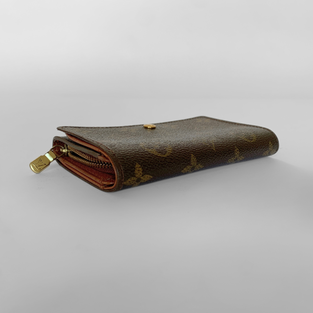Louis Vuitton Louis Vuitton Medium Wallet Monogram Canvas - Wallets - Etoile Luxury Vintage