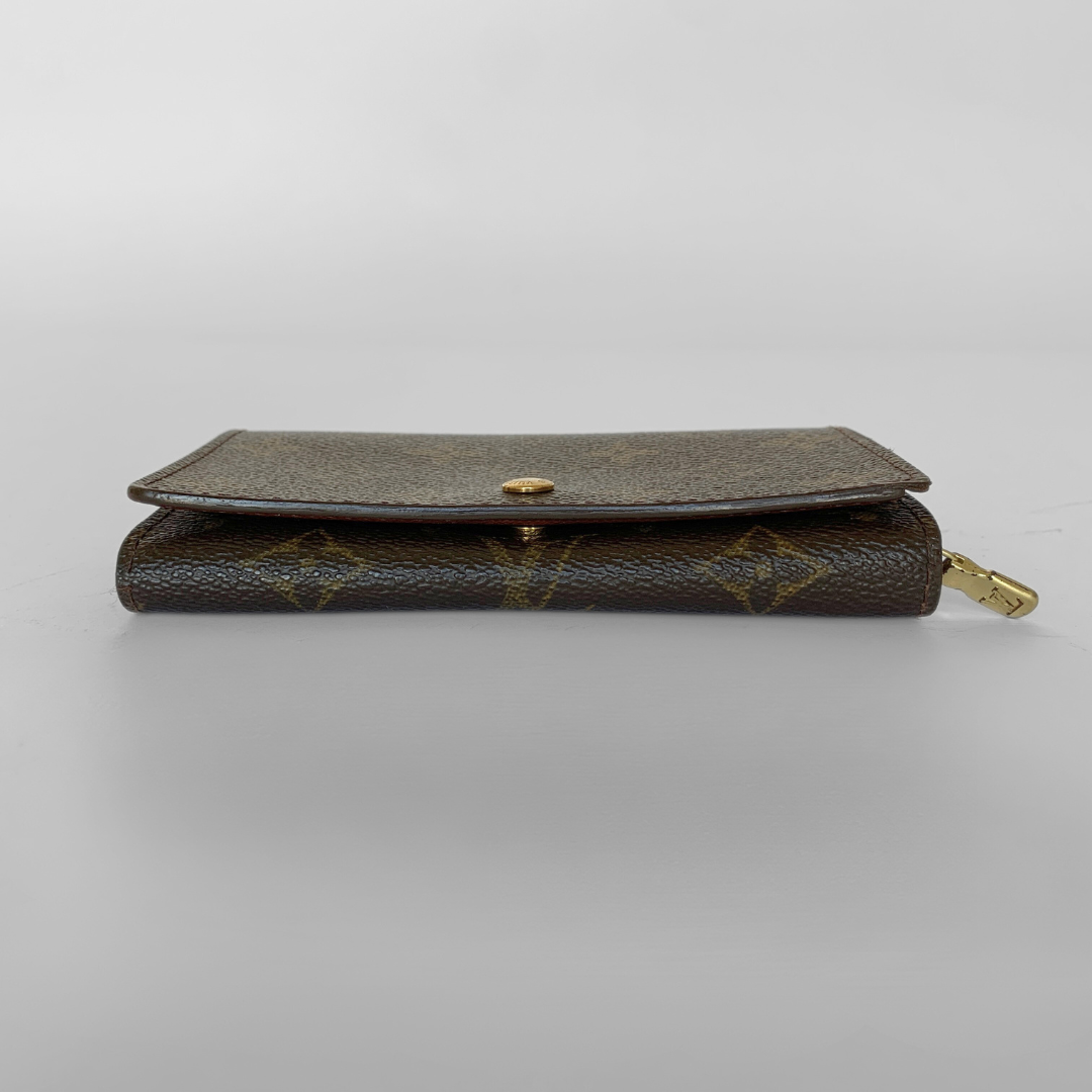 Louis Vuitton Louis Vuitton Medium Wallet Monogram Canvas - Wallets - Etoile Luxury Vintage