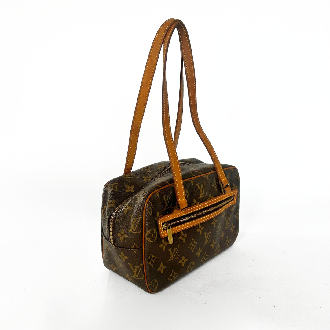 Louis Vuitton Louis Vuitton Cit&eacute; MM Monogram Canvas - Shoulder bags - Etoile Luxury Vintage