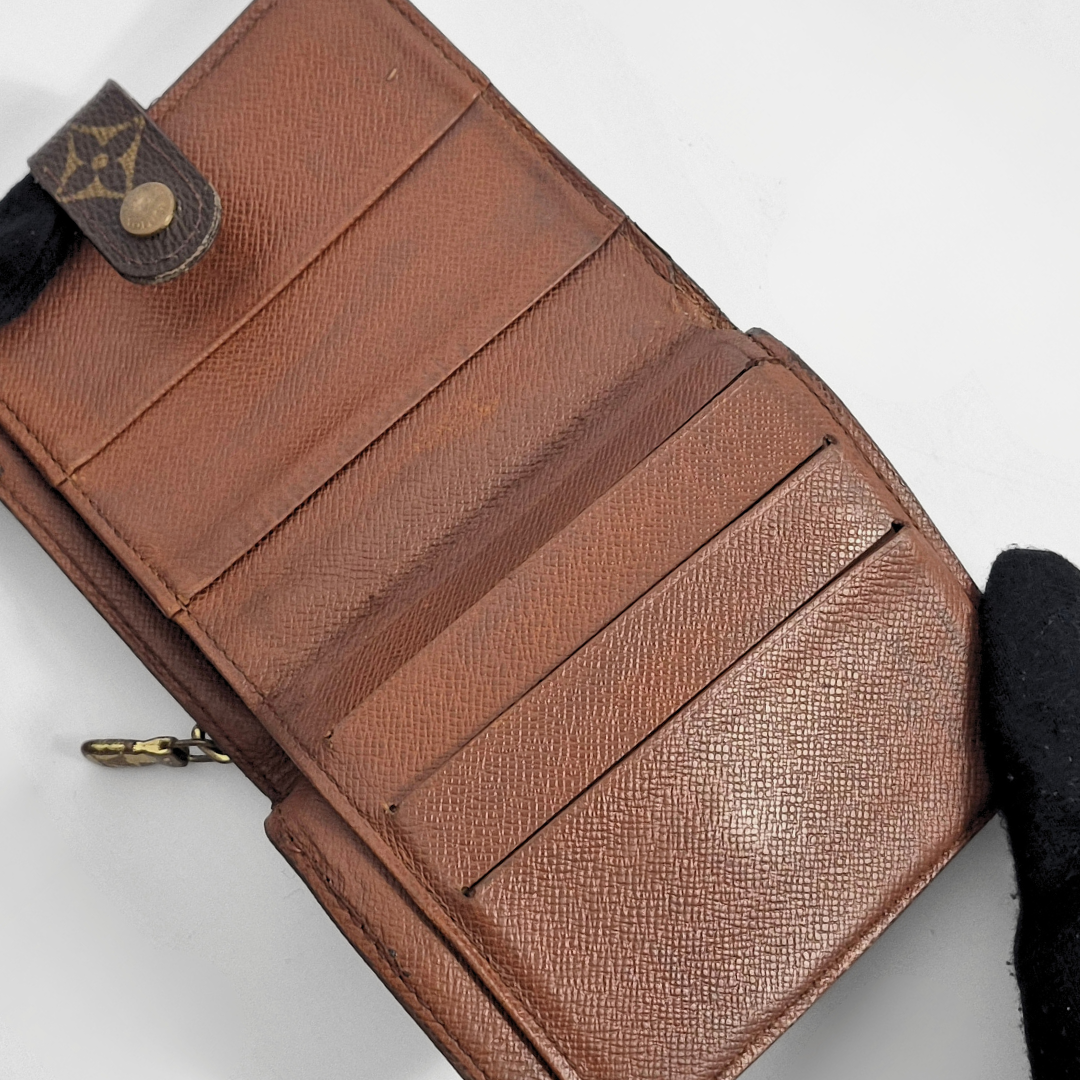 Louis Vuitton Zipper Wallet