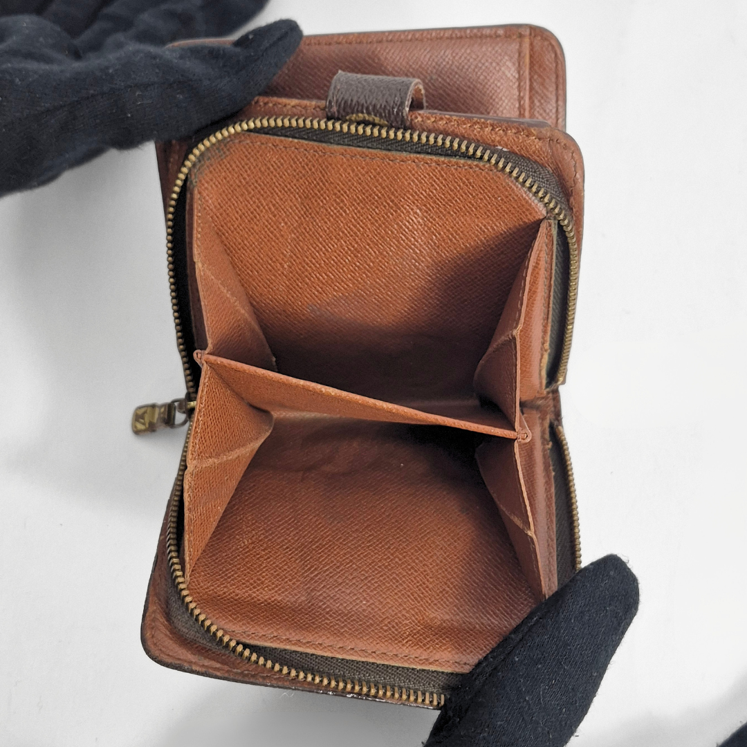 Louis Vuitton Zipper Wallet