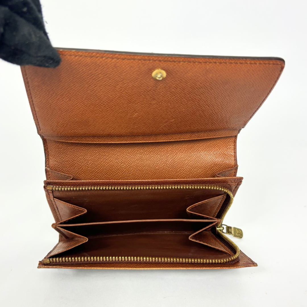 Louis Vuitton Wallet International