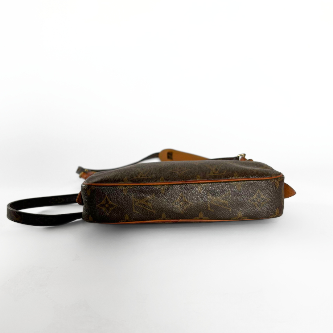 Louis Vuitton Louis Vuitton Marly Monogram Canvas - Crossbody bags - Etoile Luxury Vintage