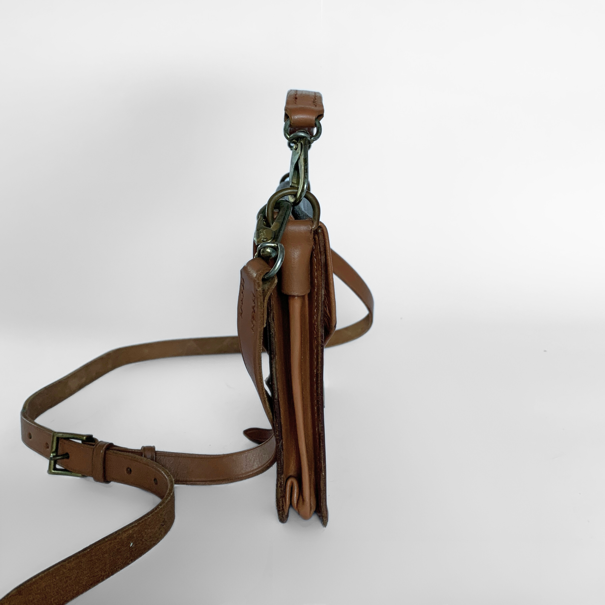 Louis Vuitton Louis Vuitton Vintage Crossbody Monogram Canvas - Crossbody bags - Etoile Luxury Vintage