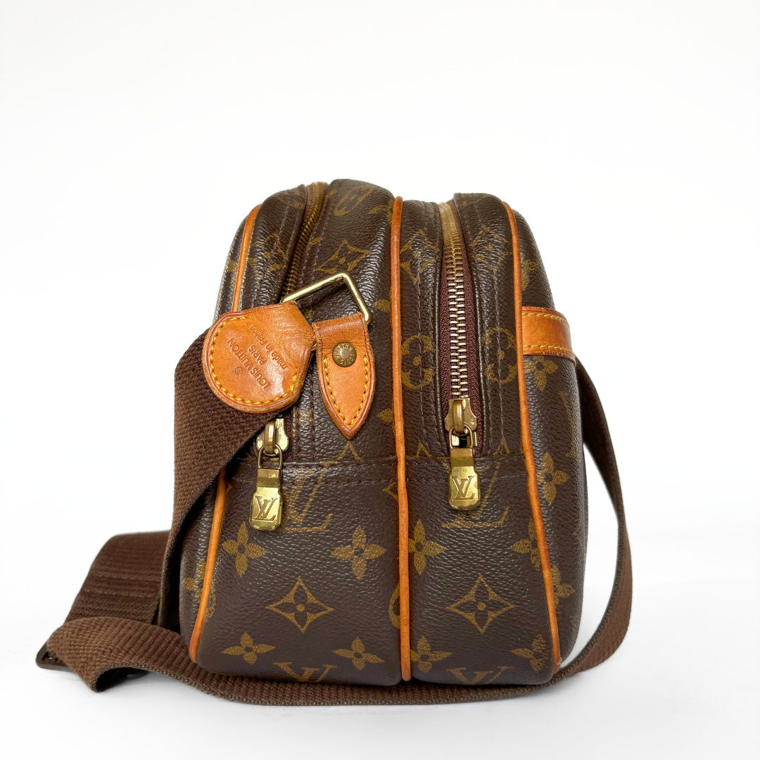 Louis Vuitton Louis Vuitton Reporter PM Monogram Canvas - Crossbody bags - Etoile Luxury Vintage
