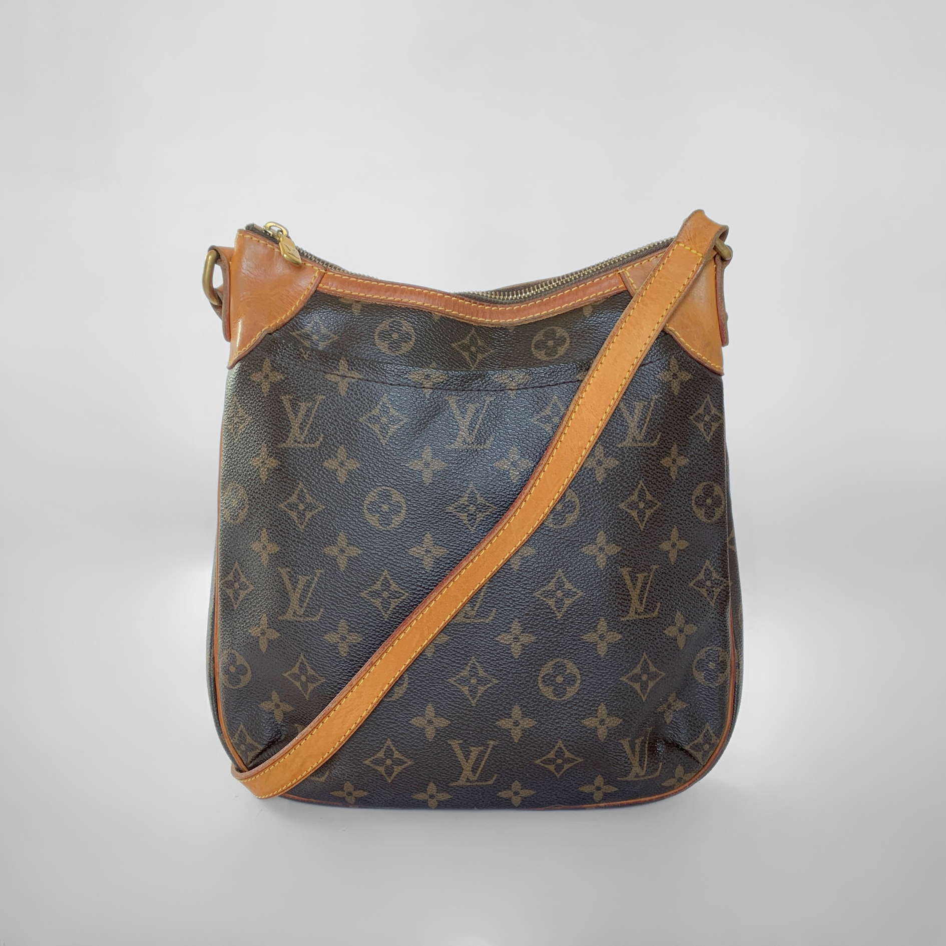Louis Vuitton Louis Vuitton Odeon MM Monogram Canvas - Handbags - Etoile Luxury Vintage
