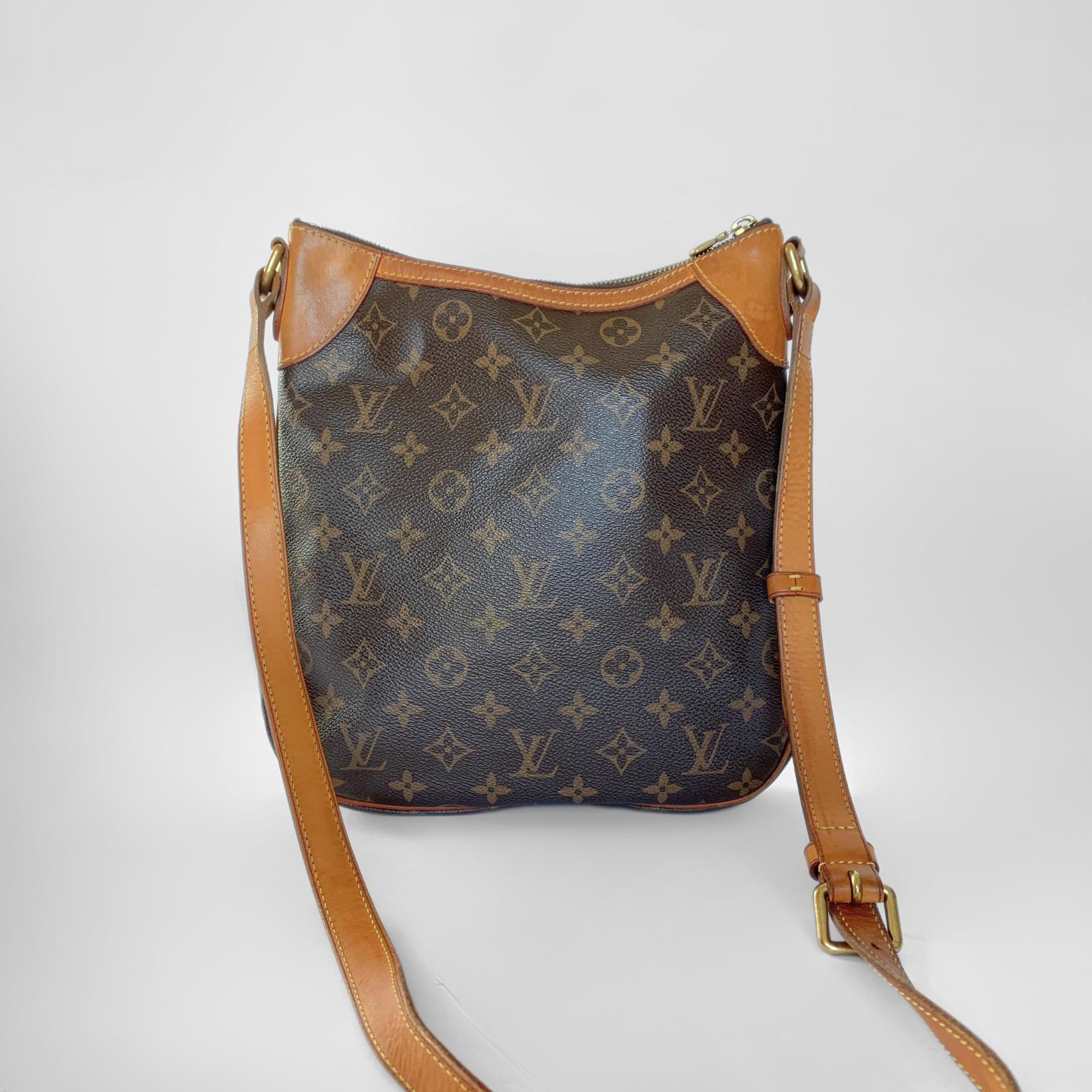 Louis Vuitton Louis Vuitton Odeon MM Monogram Canvas - Handbags - Etoile Luxury Vintage
