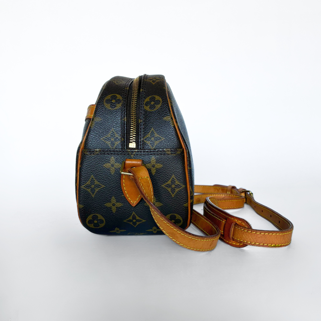 Louis Vuitton Louis Vuitton Blois Toile Monogram Canvas - Crossbody bags - Etoile Luxury Vintage