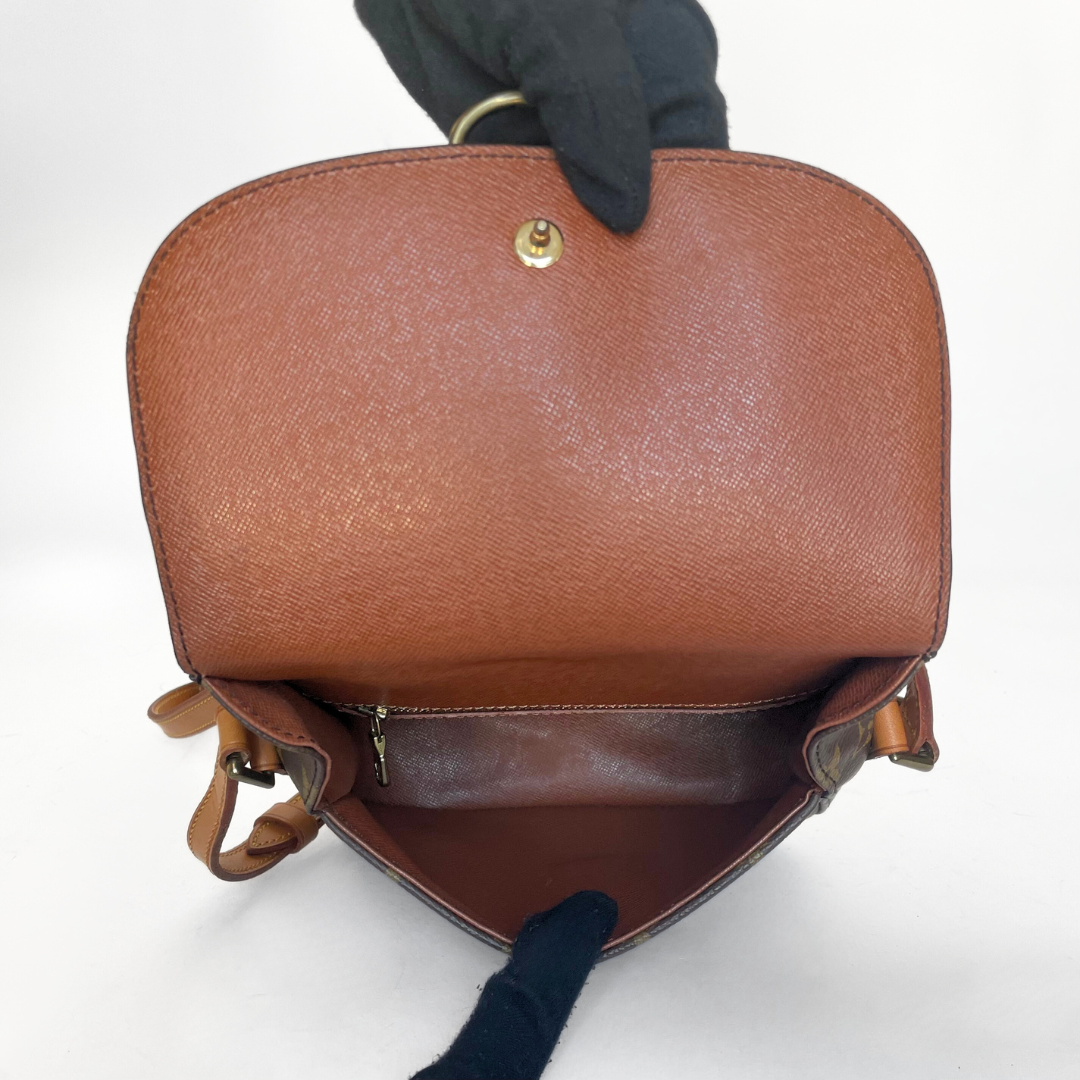 Louis Vuitton Louis Vuitton Saint Cloud MM in Monogram Canvas - Crossbody bags - Etoile Luxury Vintage