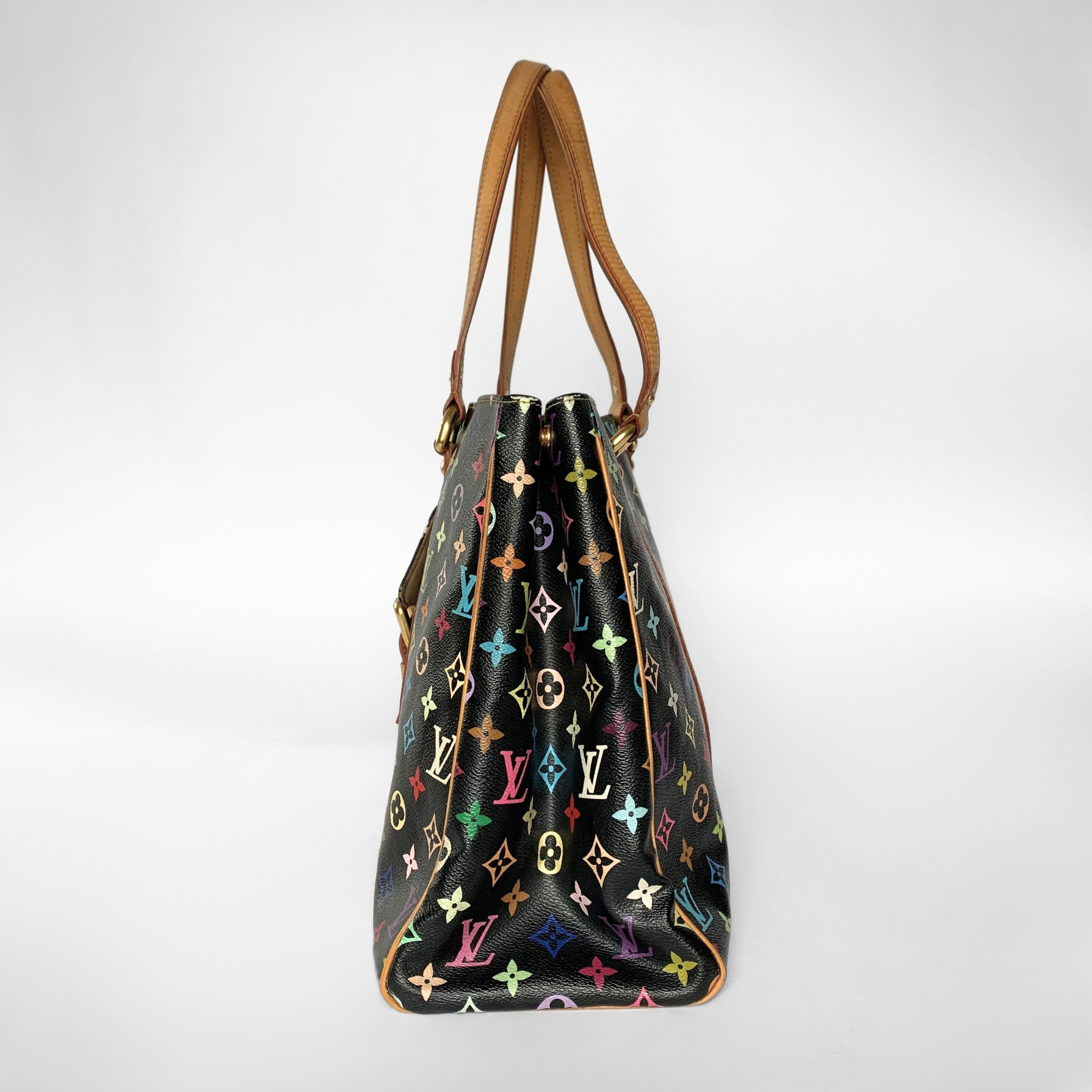 Louis Vuitton Louis Vuitton Aurelia Multicolor Monogram Canvas - Shoulder bags - Etoile Luxury Vintage