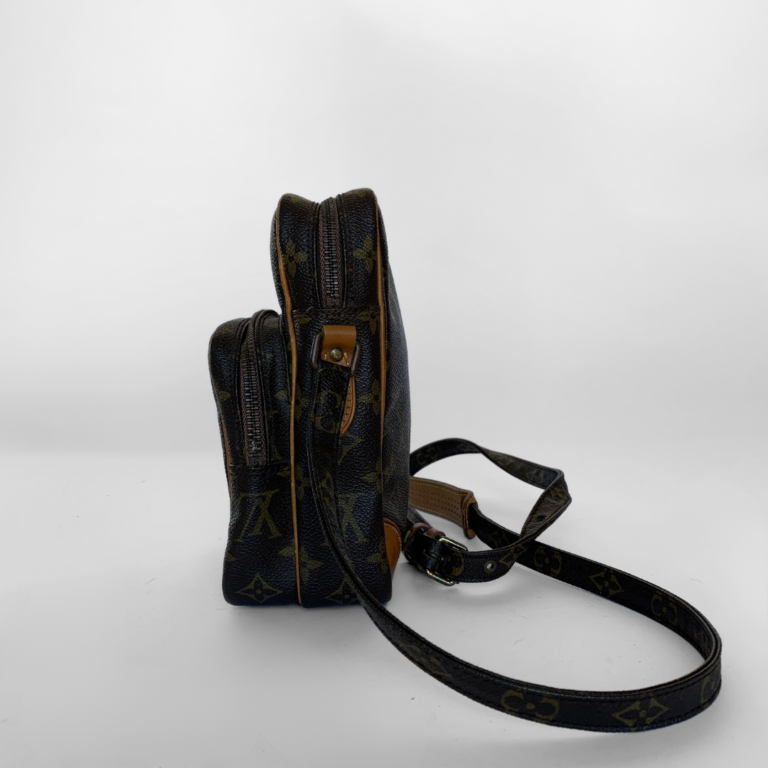 Louis Vuitton Louis Vuitton Amazon Monogram Canvas - Crossbody bags - Etoile Luxury Vintage