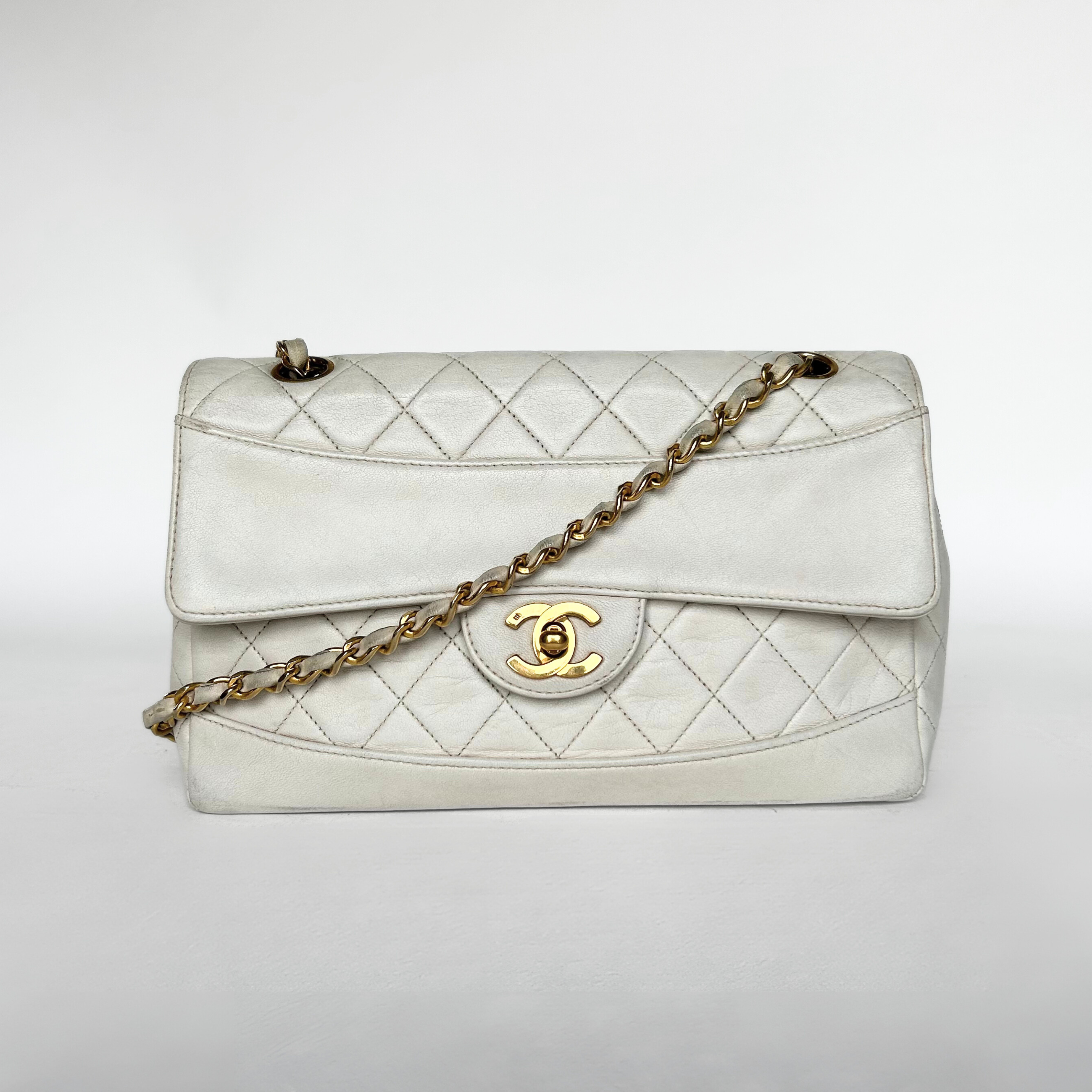Chanel IG SALE: Chanel Seasonal Diana Single Flap Bag Medium Lambskin Leather - Shoulder bags - Etoile Luxury Vintage