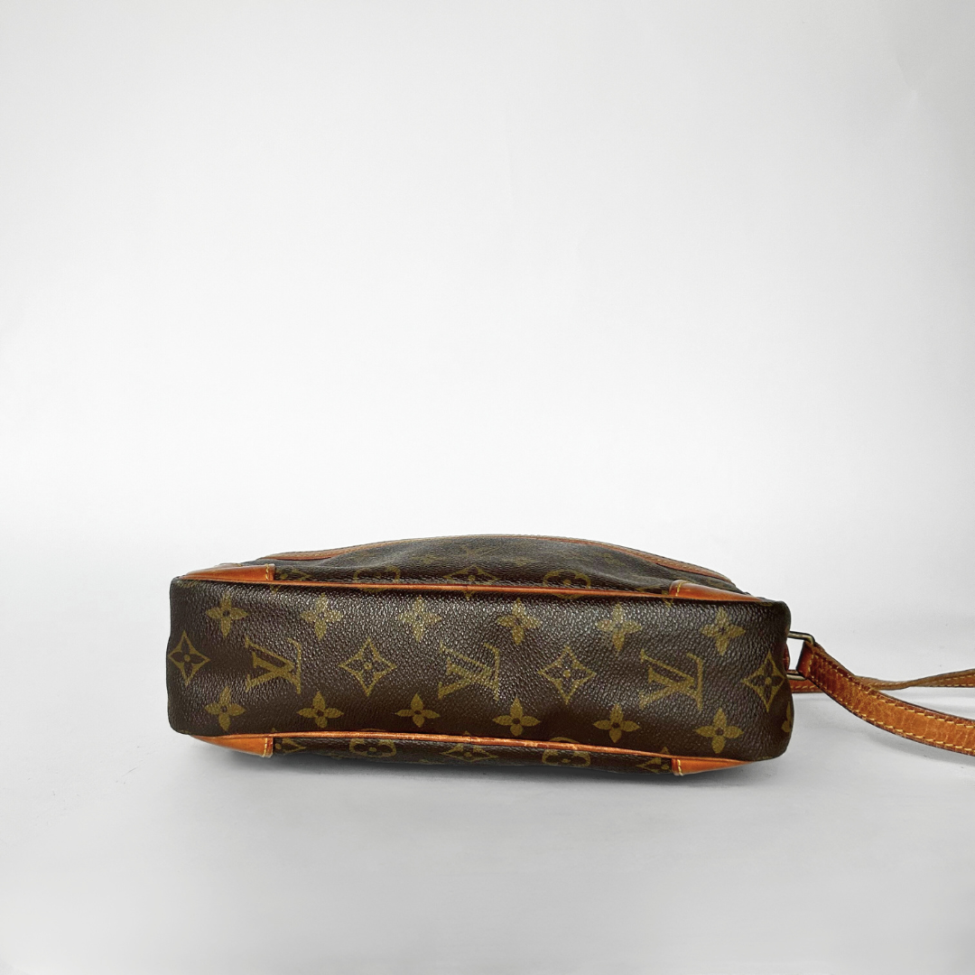 Louis Vuitton Louis Vuitton Trocadero PM Monogram Canvas - Crossbody bags - Etoile Luxury Vintage