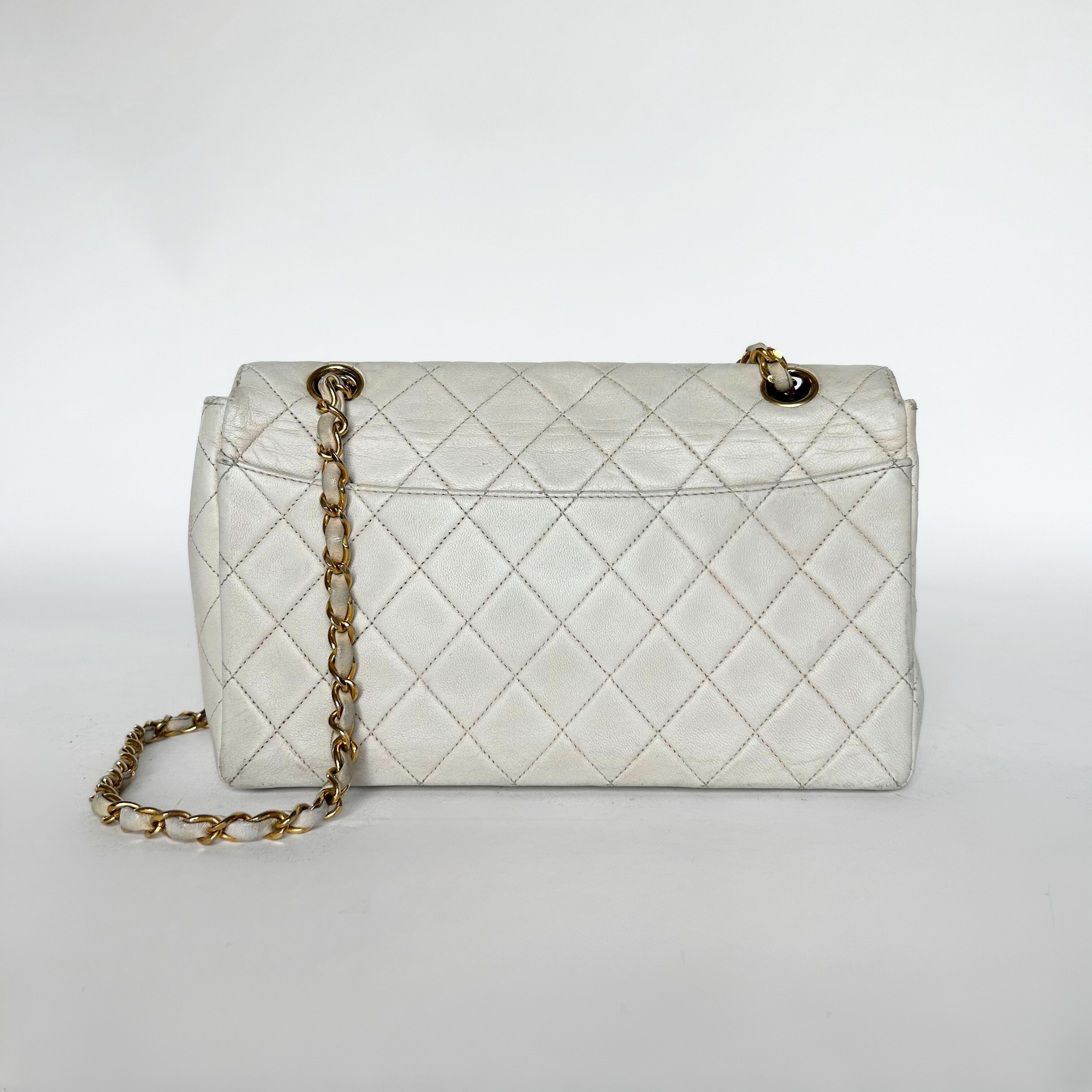 Chanel IG SALE: Chanel Seasonal Diana Single Flap Bag Medium Lambskin Leather - Shoulder bags - Etoile Luxury Vintage