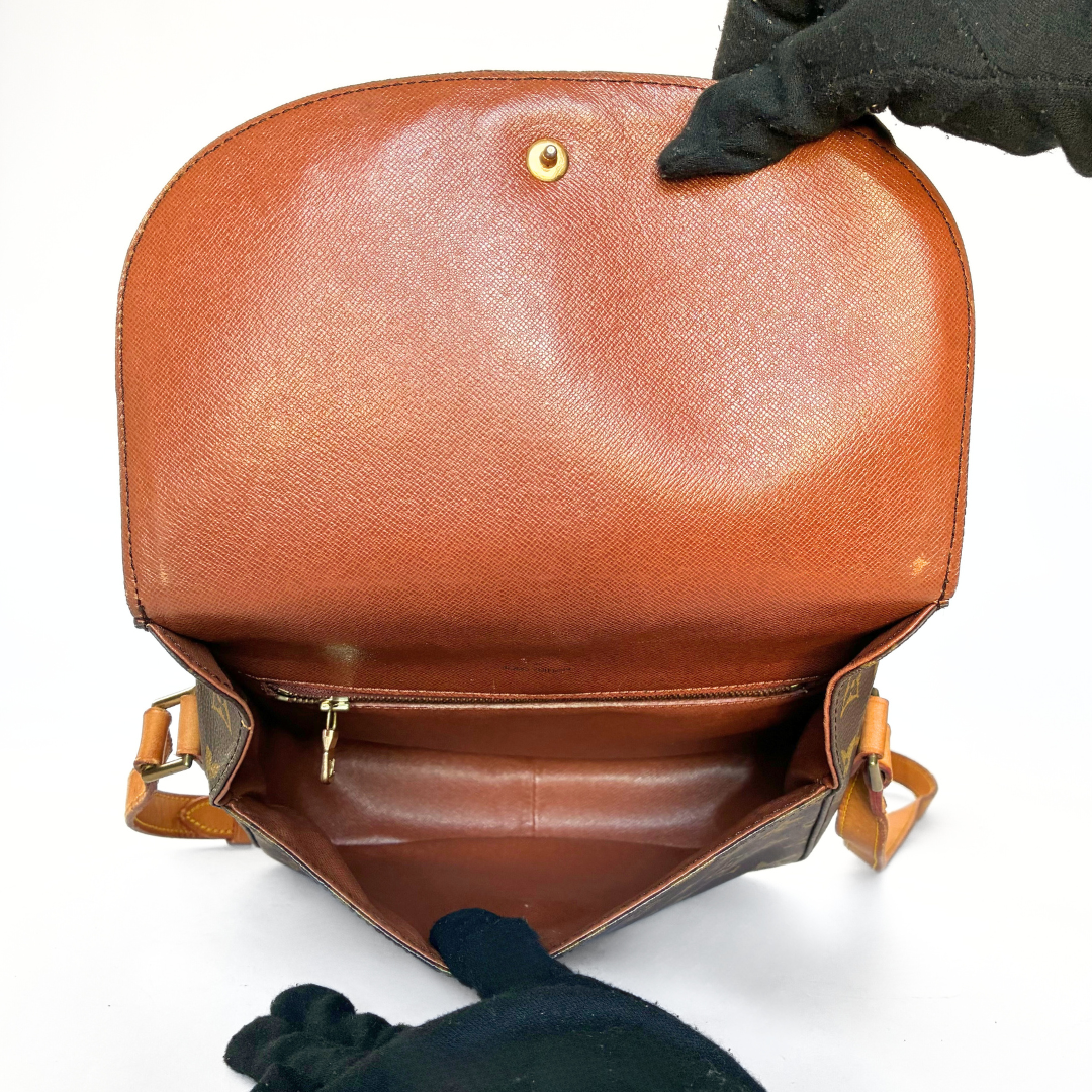 Louis Vuitton Louis Vuitton Saint Cloud MM in Monogram Canvas - Crossbody bags - Etoile Luxury Vintage