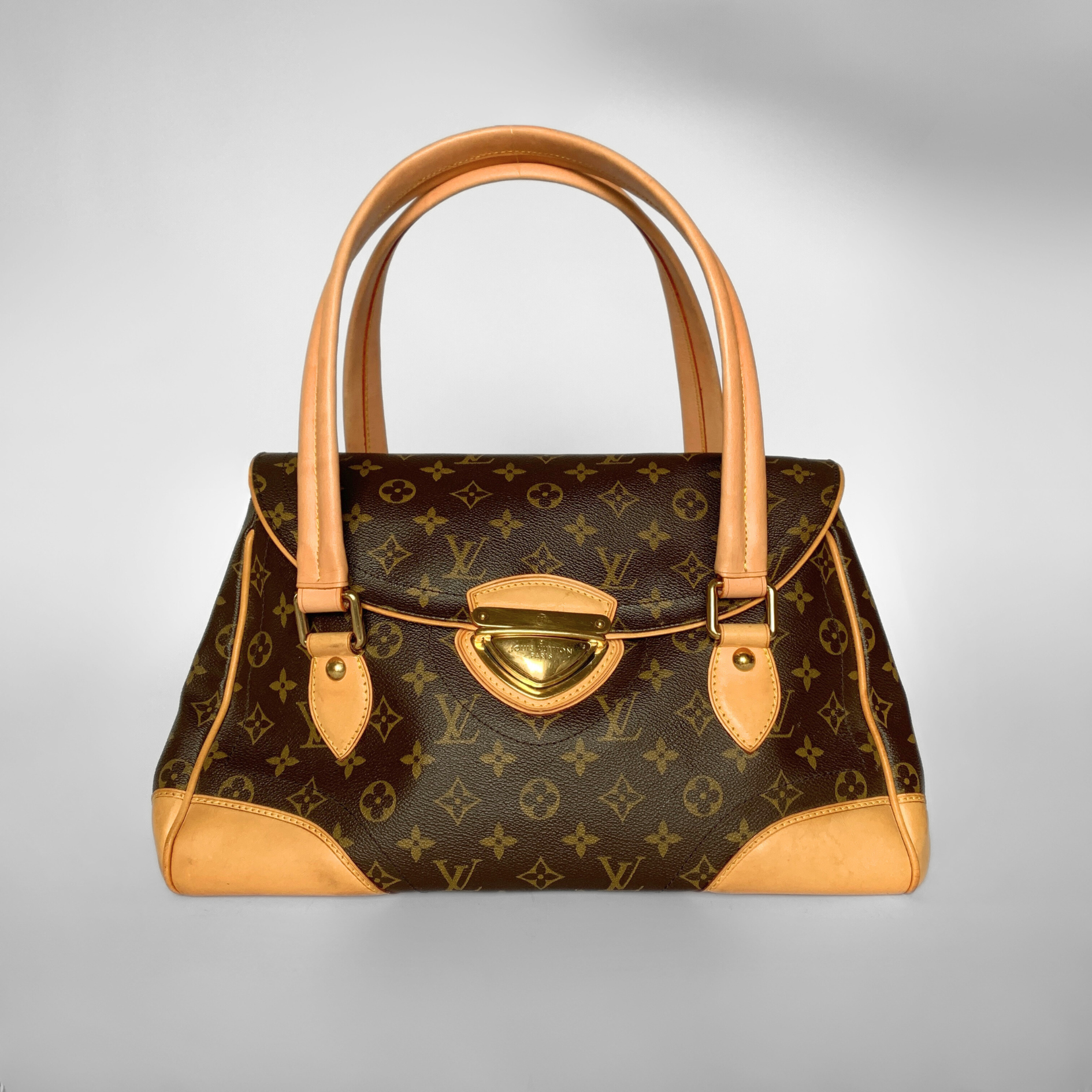 Louis Vuitton Louis Vuitton Beverly Monogram Canvas - Handbags - Etoile Luxury Vintage