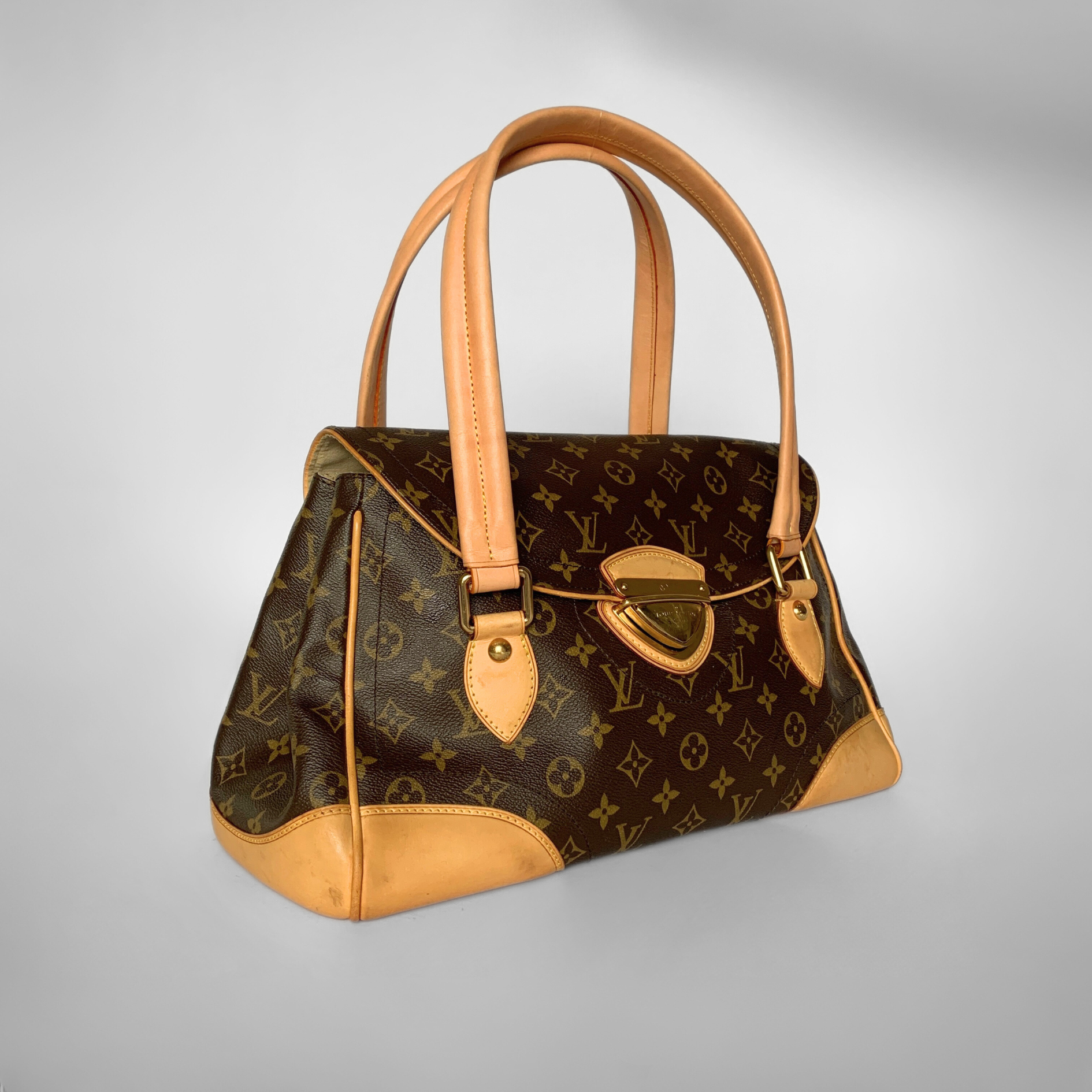 Louis Vuitton Louis Vuitton Beverly Monogram Canvas - Handbags - Etoile Luxury Vintage
