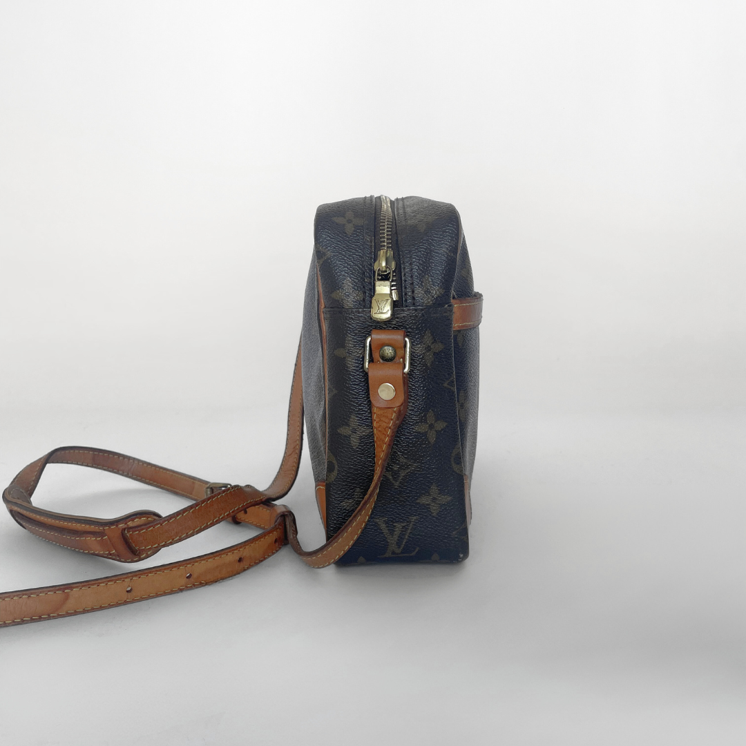 Louis Vuitton Louis Vuitton Trocadero Monogram Canvas - Crossbody bags - Etoile Luxury Vintage
