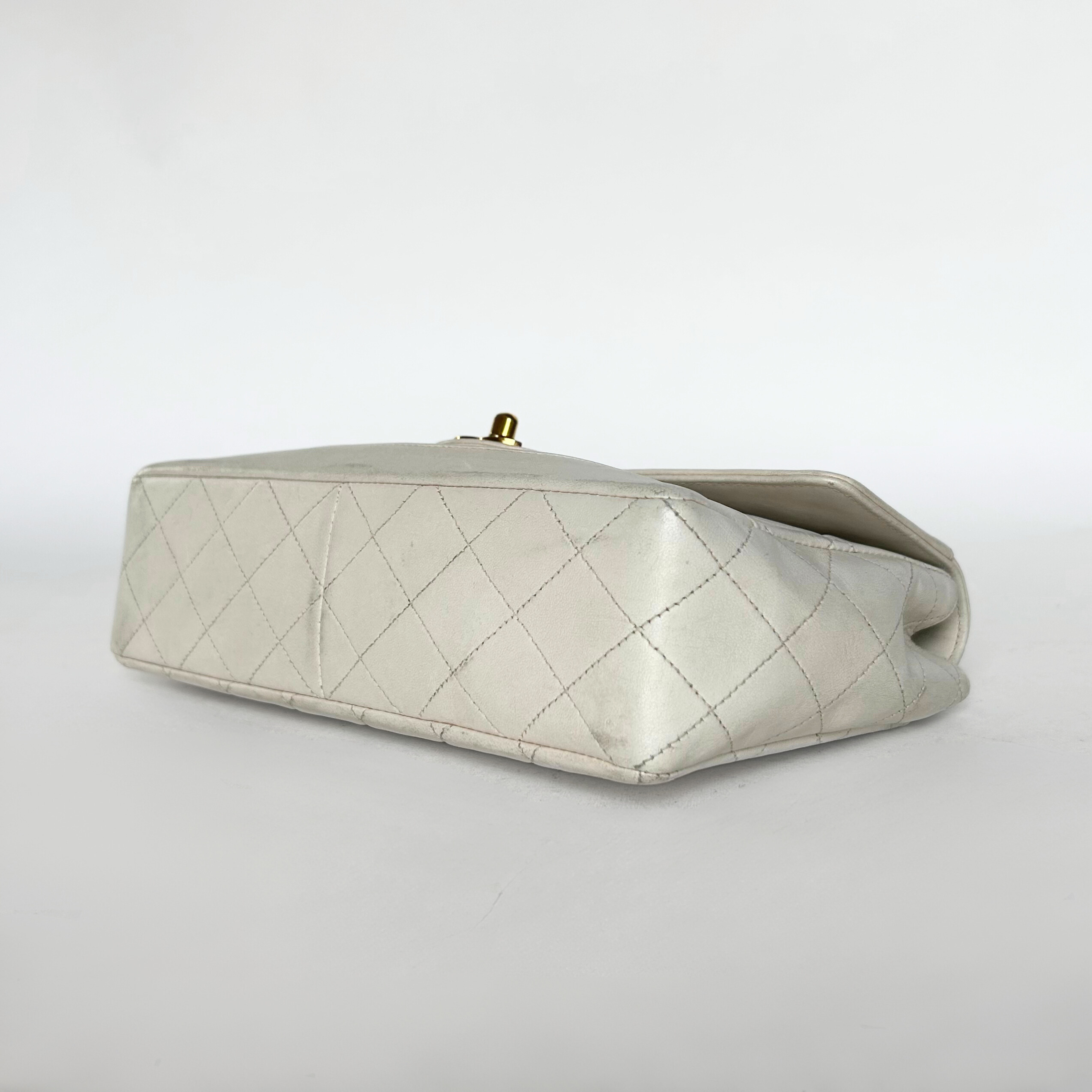 Chanel IG SALE: Chanel Seasonal Diana Single Flap Bag Medium Lambskin Leather - Shoulder bags - Etoile Luxury Vintage