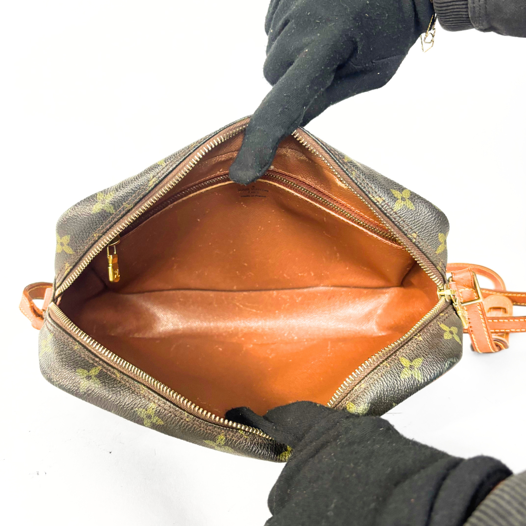 Louis Vuitton Louis Vuitton Trocadero PM Monogram Canvas - Crossbody bags - Etoile Luxury Vintage