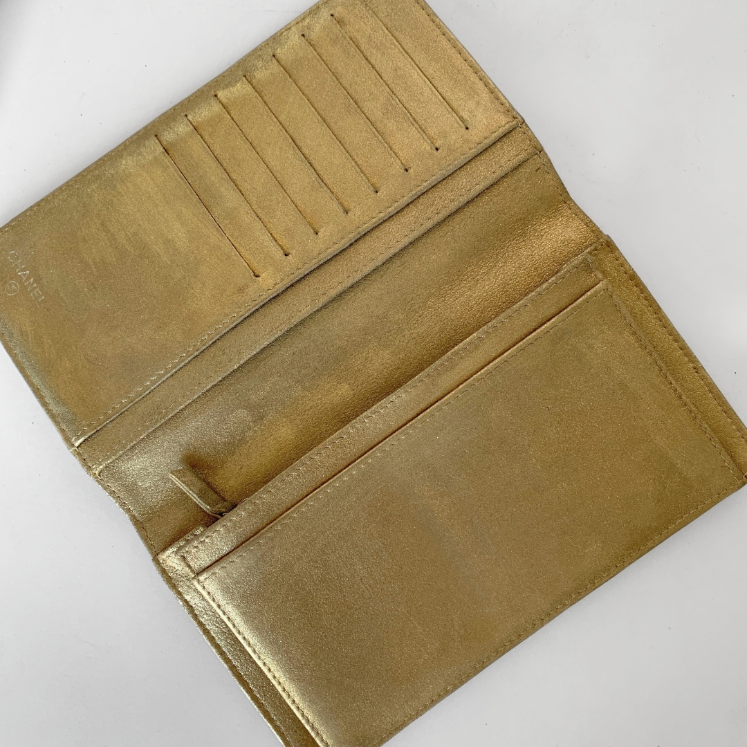 Chanel Chanel Wallet Large Calfskin Leather - Wallets - Etoile Luxury Vintage