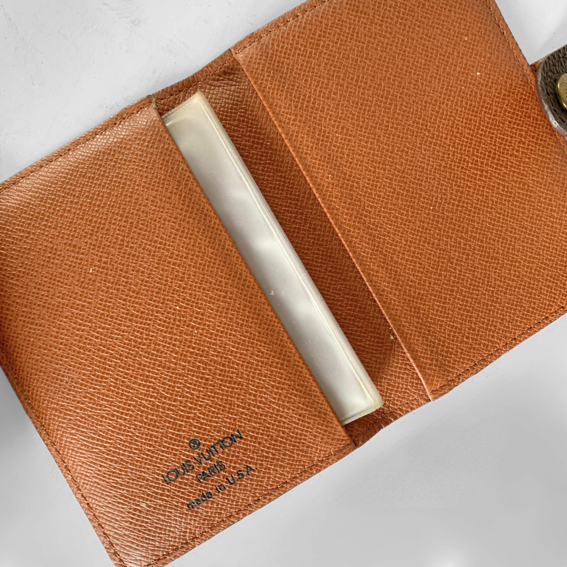 Louis Vuitton LS: Louis Vuitton Cardcase Monogram Canvas - Wallets - Etoile Luxury Vintage