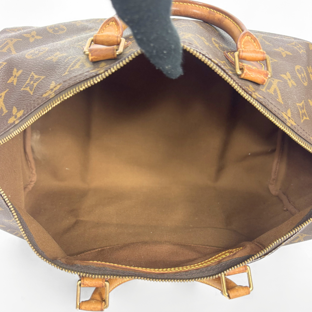 Louis Vuitton Speedy 35