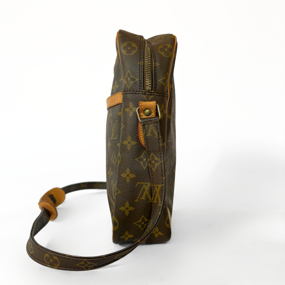 Louis Vuitton Louis Vuitton Danube Monogram Canvas - Crossbody bags - Etoile Luxury Vintage