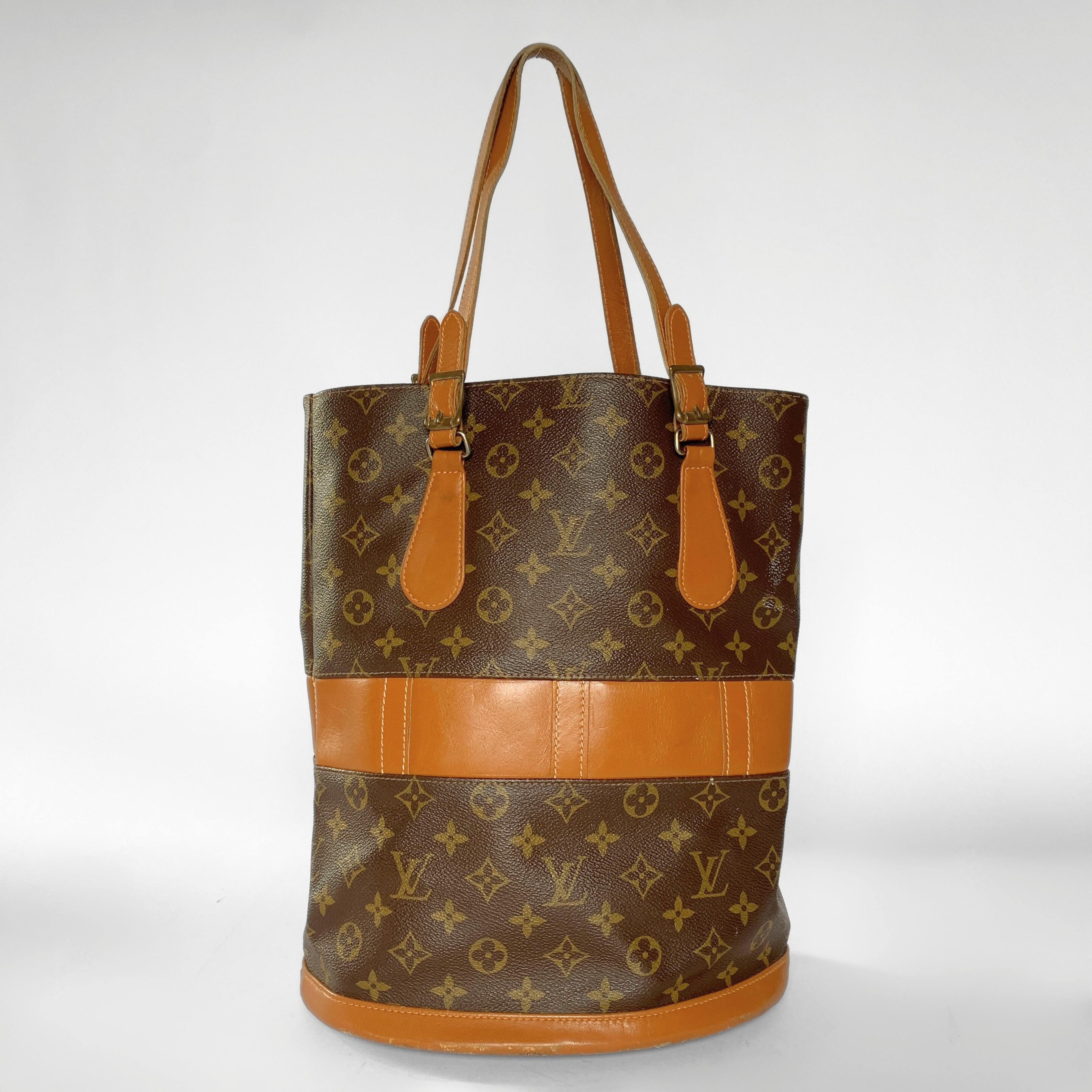 Louis Vuitton Louis Vuitton Bucket Bag USA Monogram Canvas - Shoulder bags - Etoile Luxury Vintage