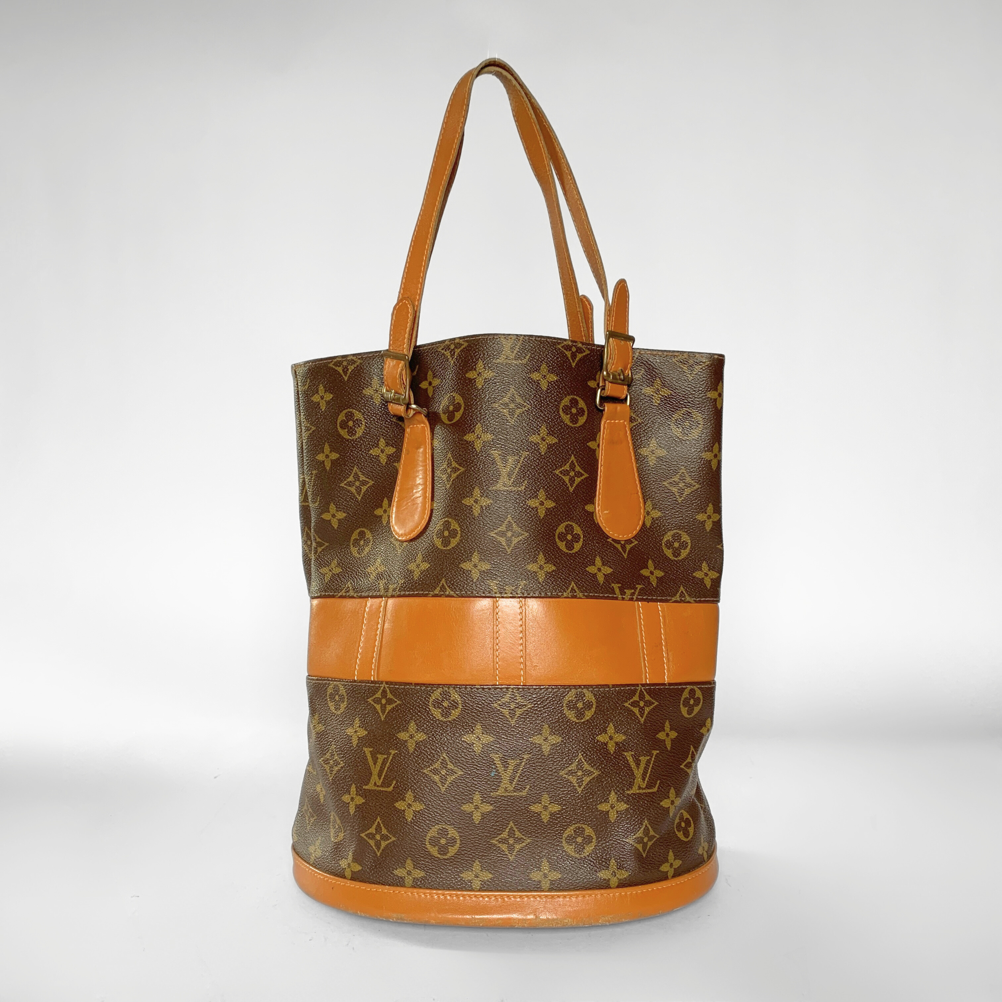 Louis Vuitton Louis Vuitton Bucket Bag USA Monogram Canvas - Shoulder bags - Etoile Luxury Vintage