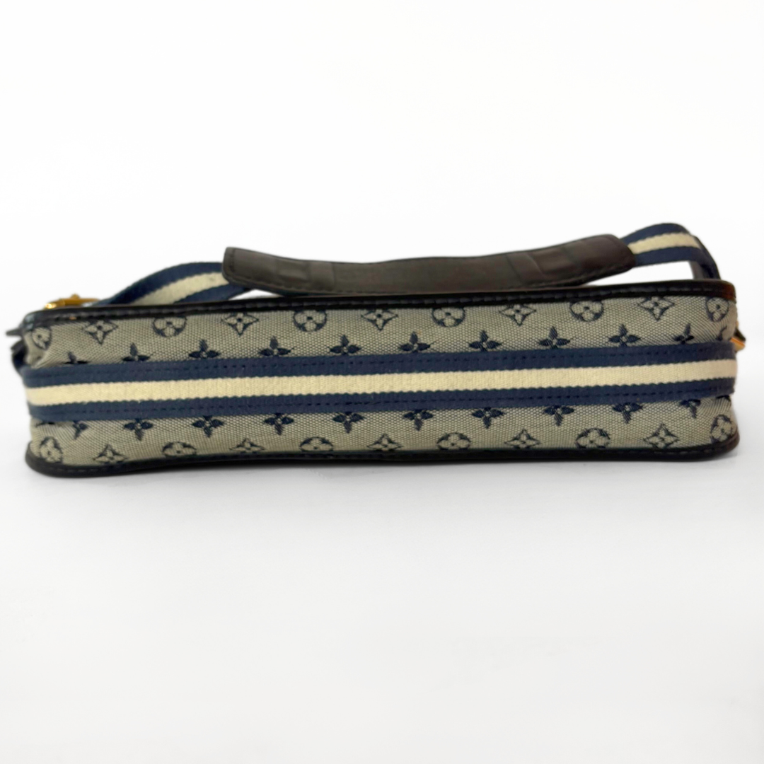 Louis Vuitton Louis Vuitton Pochette Kathleen Grey Mini - Shoulder bags - Etoile Luxury Vintage