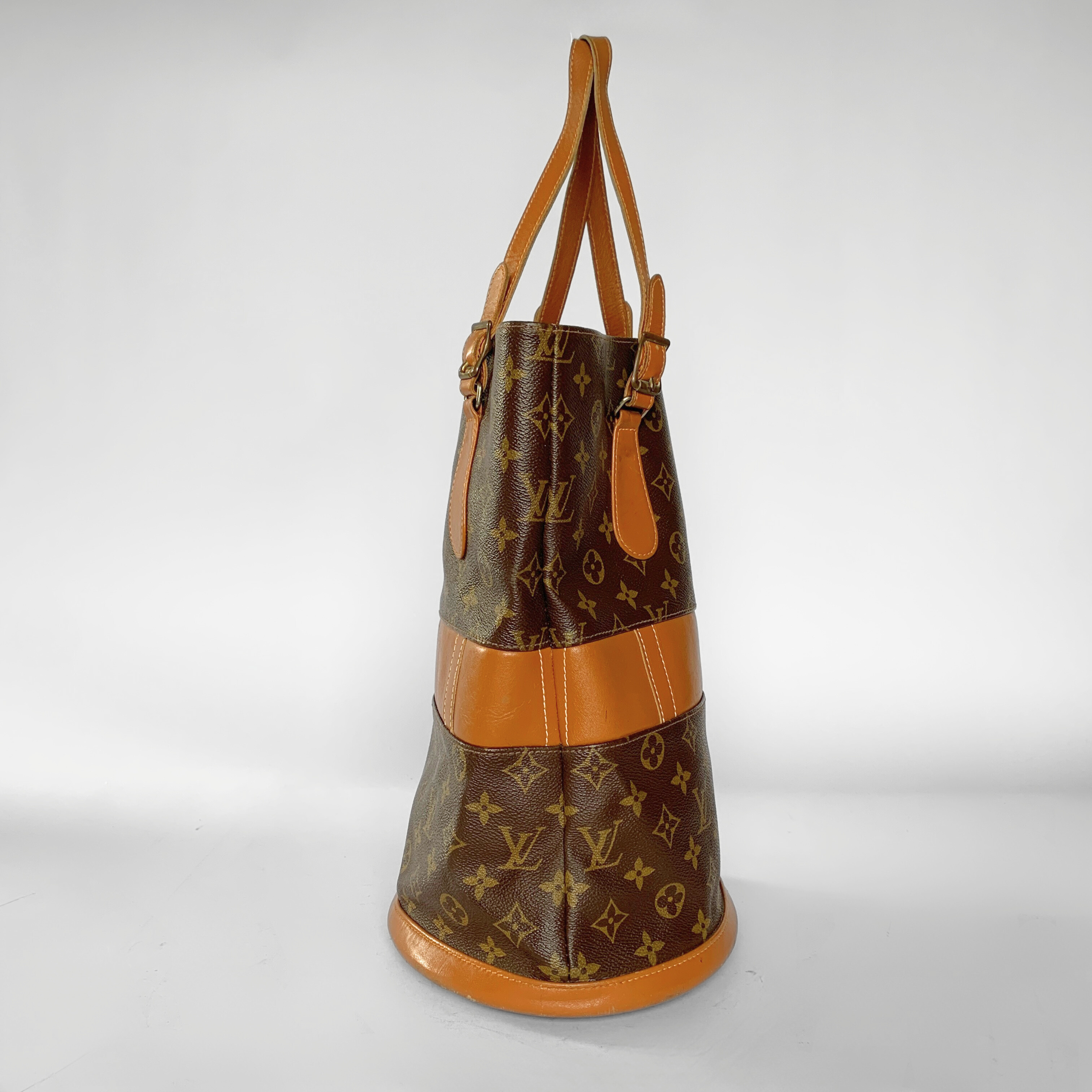 Louis Vuitton Louis Vuitton Bucket Bag USA Monogram Canvas - Shoulder bags - Etoile Luxury Vintage