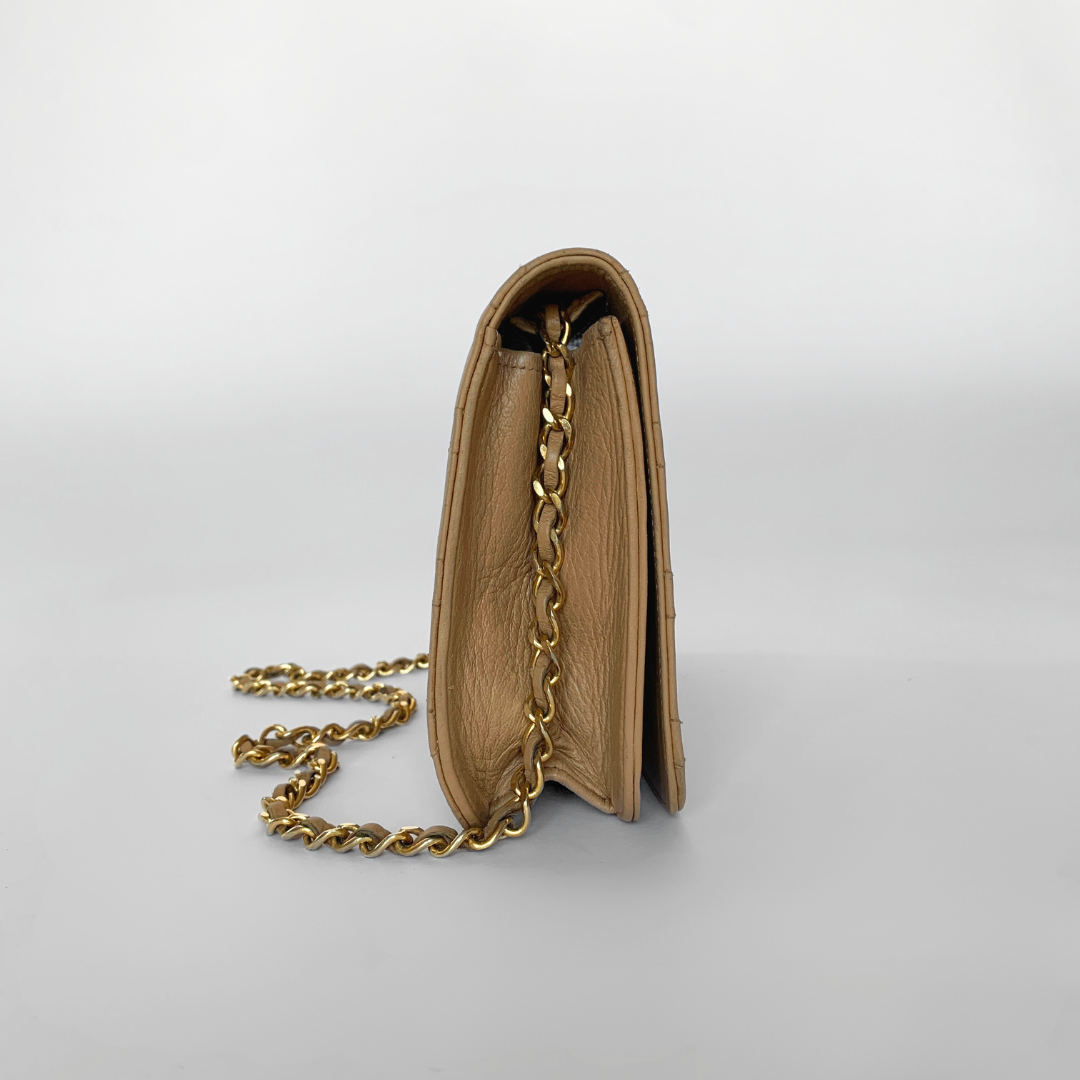 Chanel Chanel Single Flap Bag Lambskin Leather - Shoulder bags - Etoile Luxury Vintage