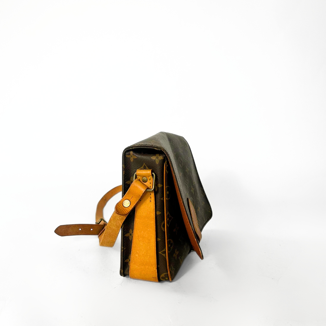 Louis Vuitton Louis Vuitton Cartouchi&egrave;re MM Monogram Canvas - Crossbody bags - Etoile Luxury Vintage