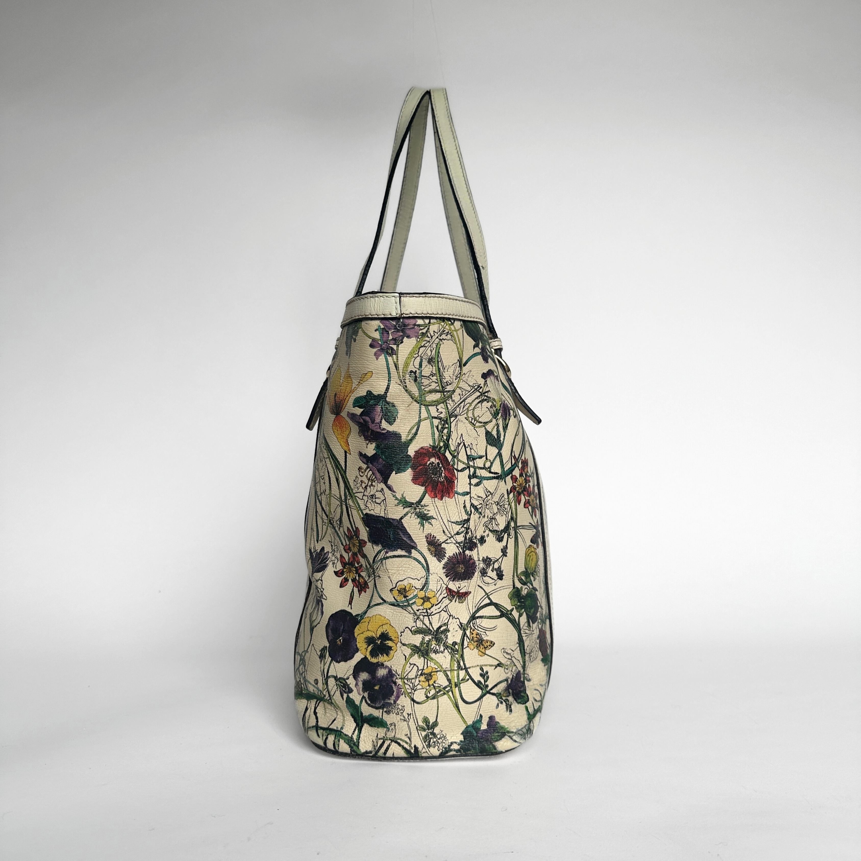 Gucci Gucci Flora Infinity Tote Bag Canvas - Shoulder bags - Etoile Luxury Vintage