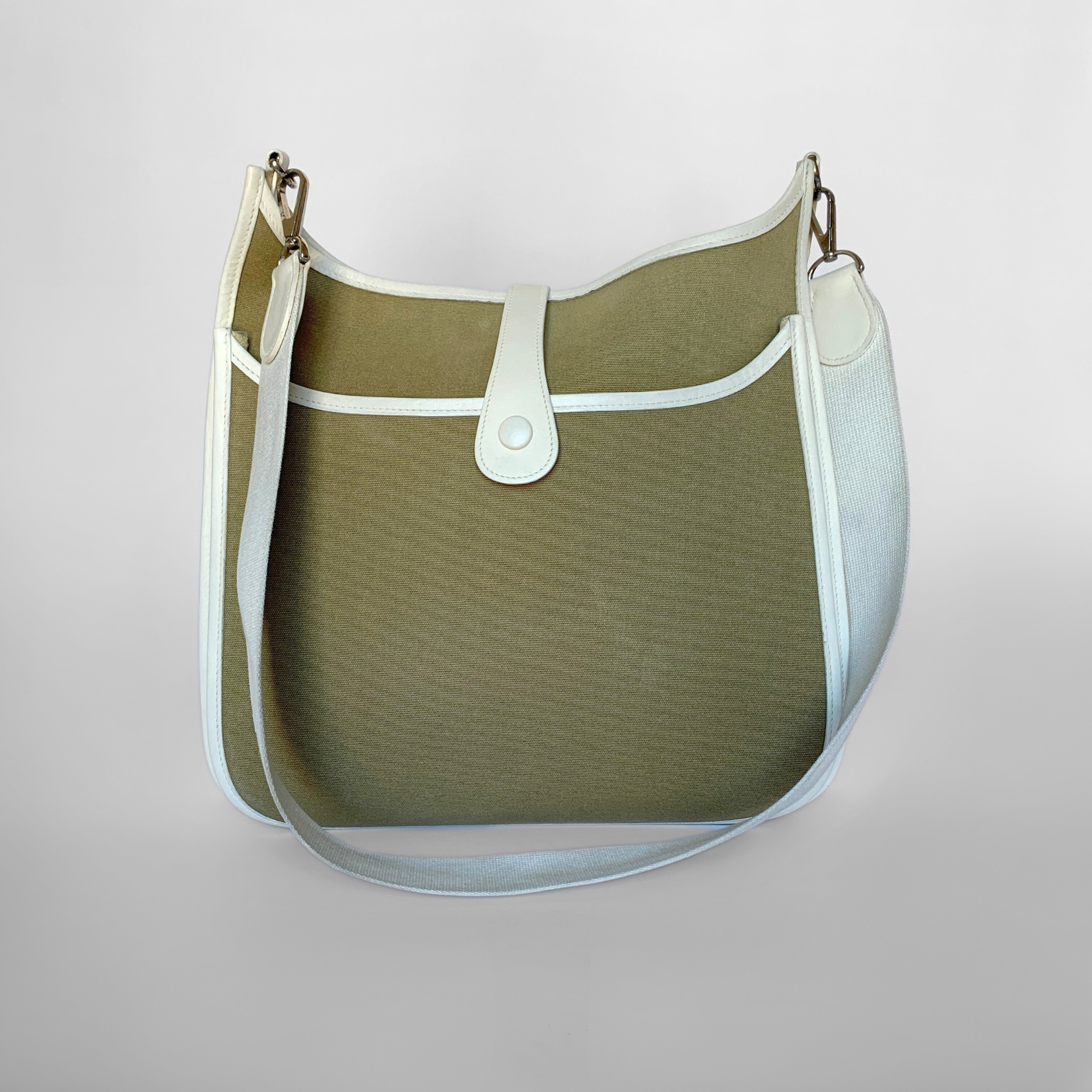 Herm&egrave;s Herm&egrave;s Evelyne GM Leather - Shoulder bags - Etoile Luxury Vintage