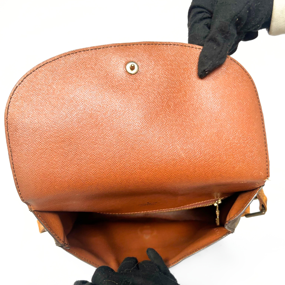 Louis Vuitton Louis Vuitton Saint Cloud GM in Monogram Canvas - Crossbody bags - Etoile Luxury Vintage