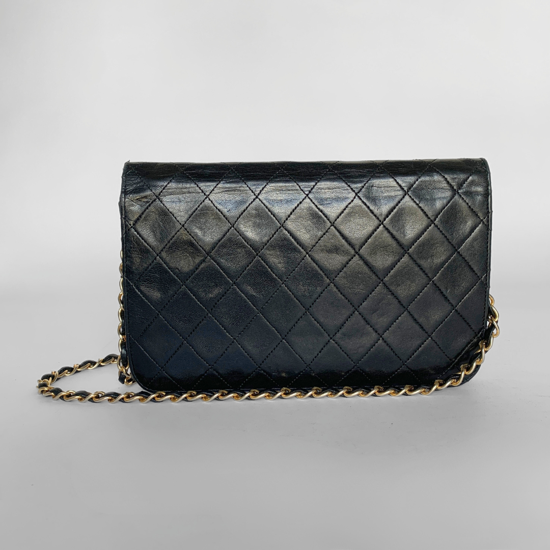 Chanel Chanel Single Flap Bag Lambskin Leather - Shoulder bags - Etoile Luxury Vintage