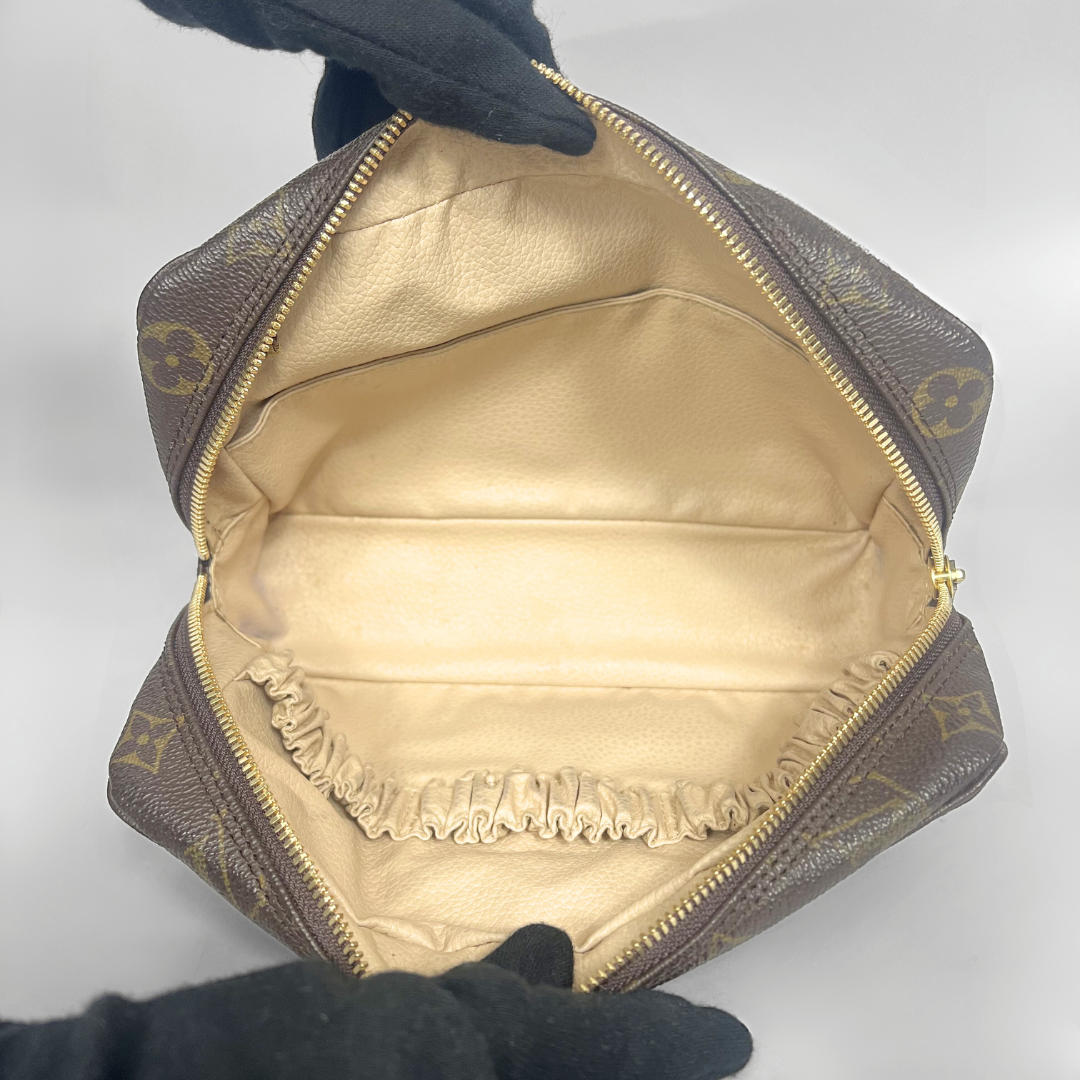 Louis Vuitton Toiletry bag