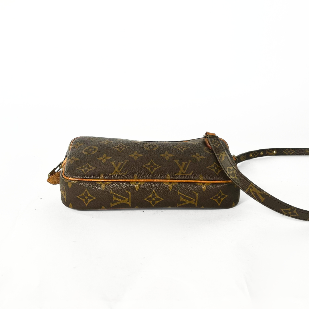 Louis Vuitton Louis Vuitton Marly Monogram Canvas - Crossbody bags - Etoile Luxury Vintage