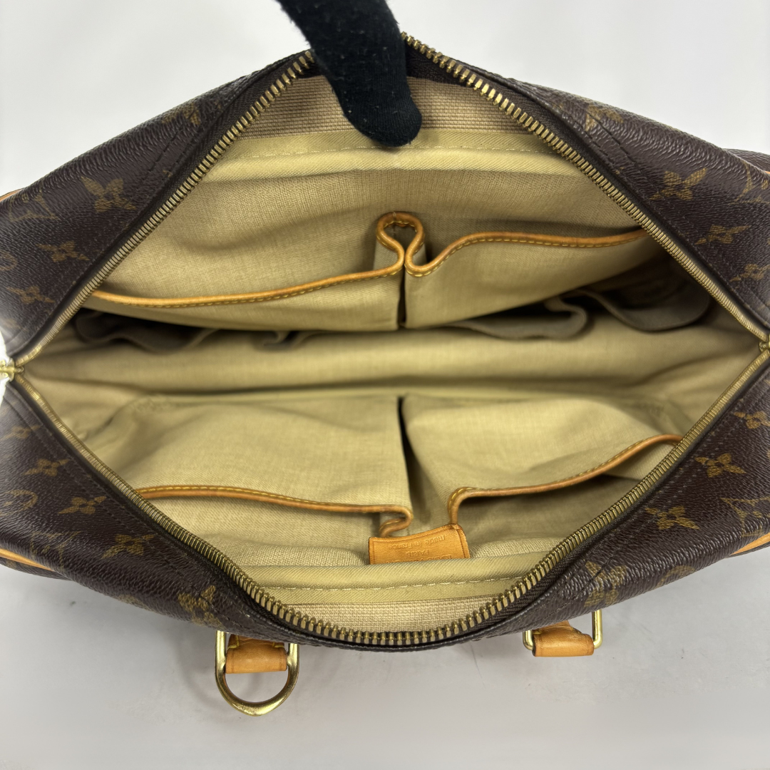 Louis Vuitton Deauville Monogram Canvas