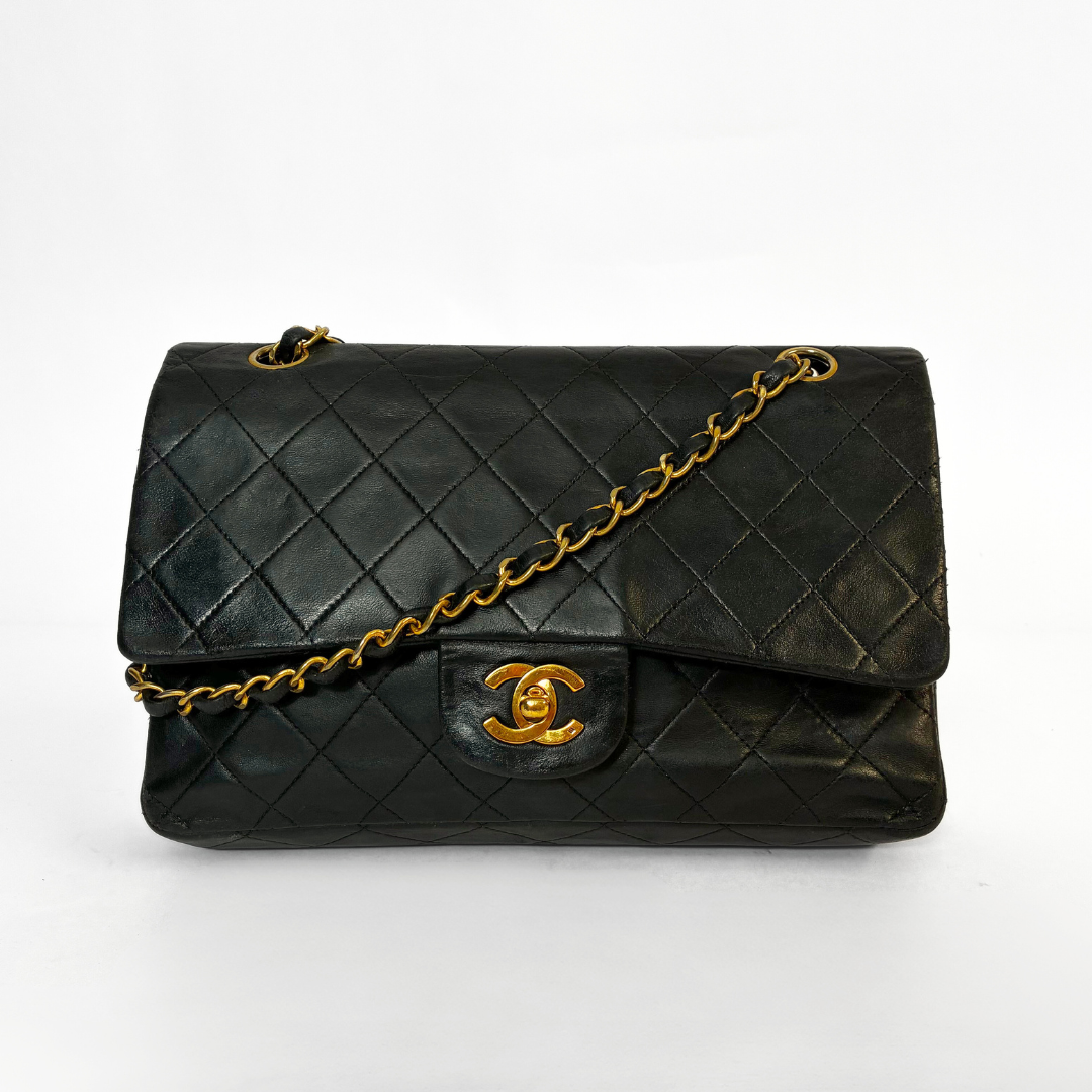 Chanel Chanel Medium Classic Double Flapbag - Shoulder bags - Etoile Luxury Vintage