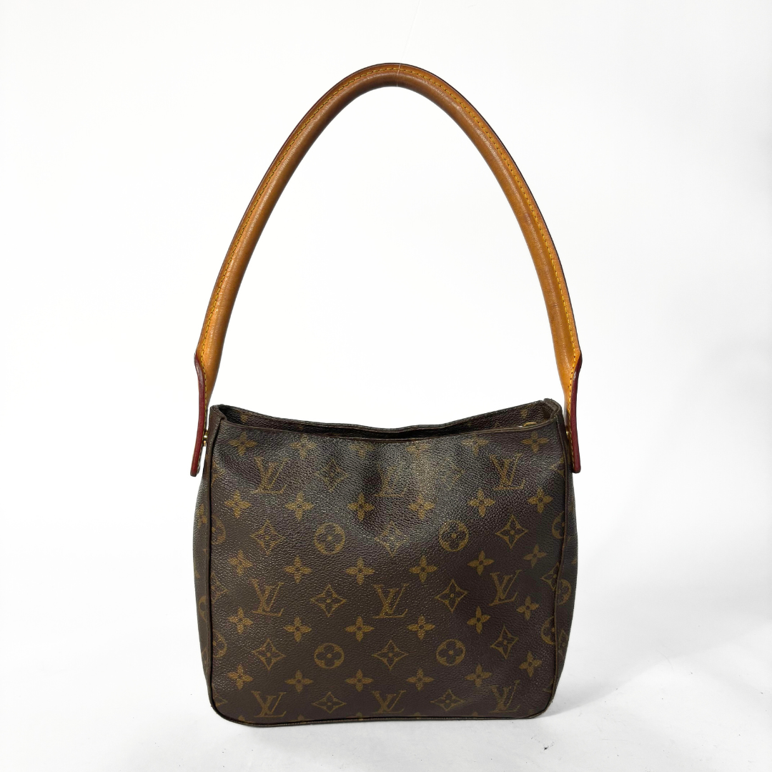 Louis Vuitton Louis Vuitton Looping MM Monogram Canvas - Shoulder bags - Etoile Luxury Vintage