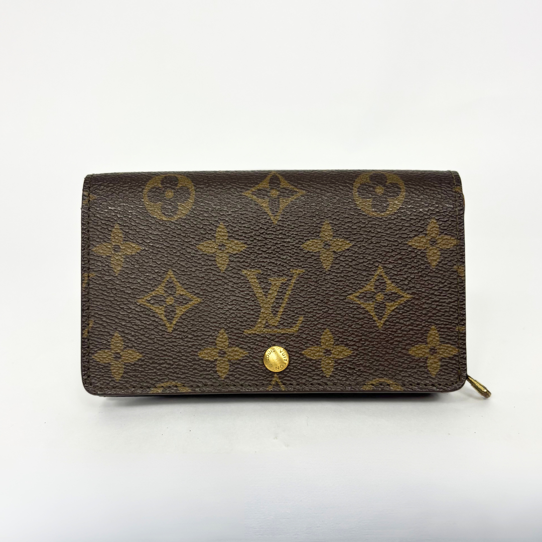 Louis Vuitton Wallet International
