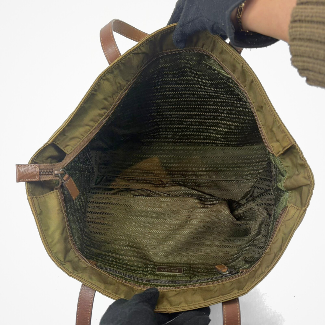 Prada green shoulderbag