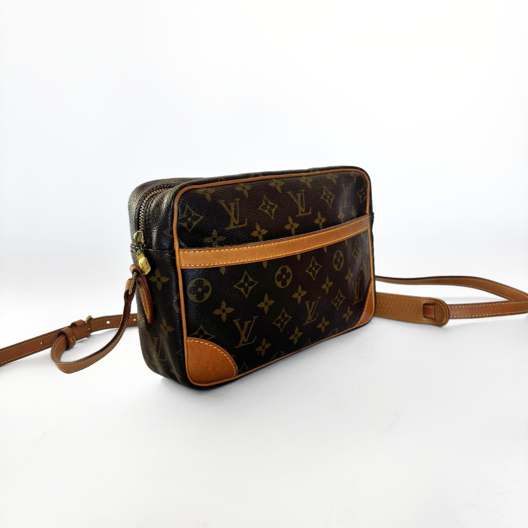 Louis Vuitton Louis Vuitton Trocadero PM Monogram Canvas - Crossbody bags - Etoile Luxury Vintage