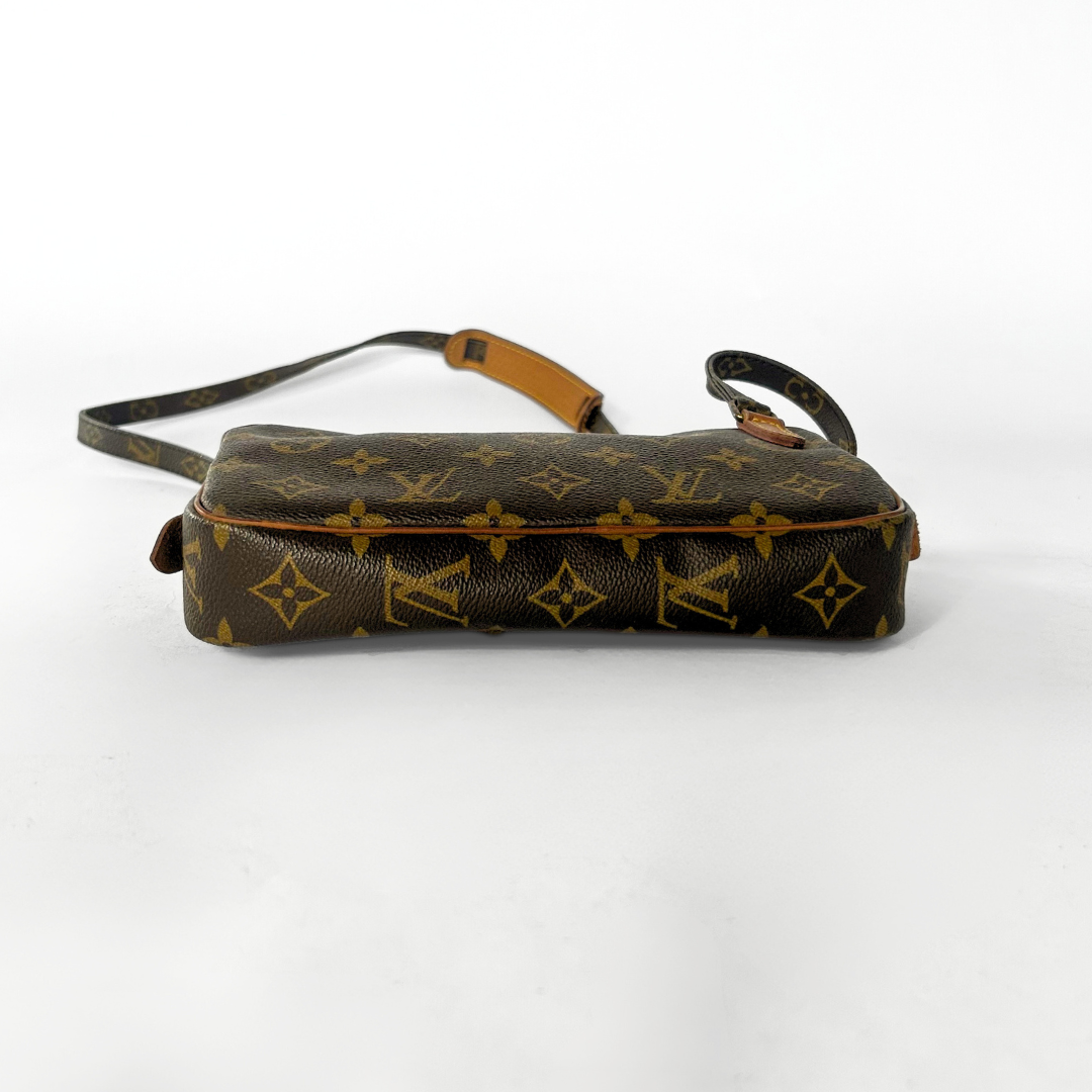 Louis Vuitton Louis Vuitton Marly Monogram Canvas - Crossbody bags - Etoile Luxury Vintage