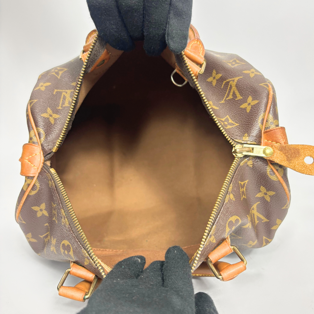 Louis Vuitton Speedy 30